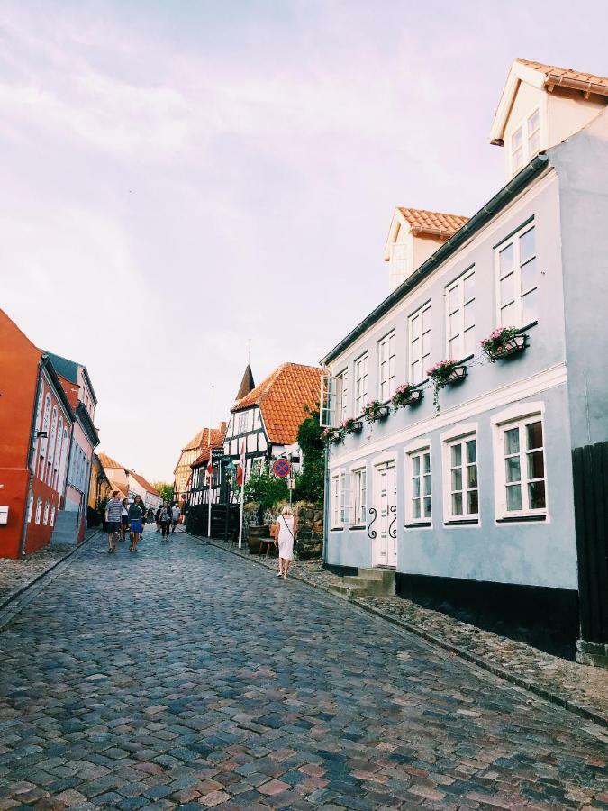 Апартаменты Ebeltoft Midtby Экстерьер фото